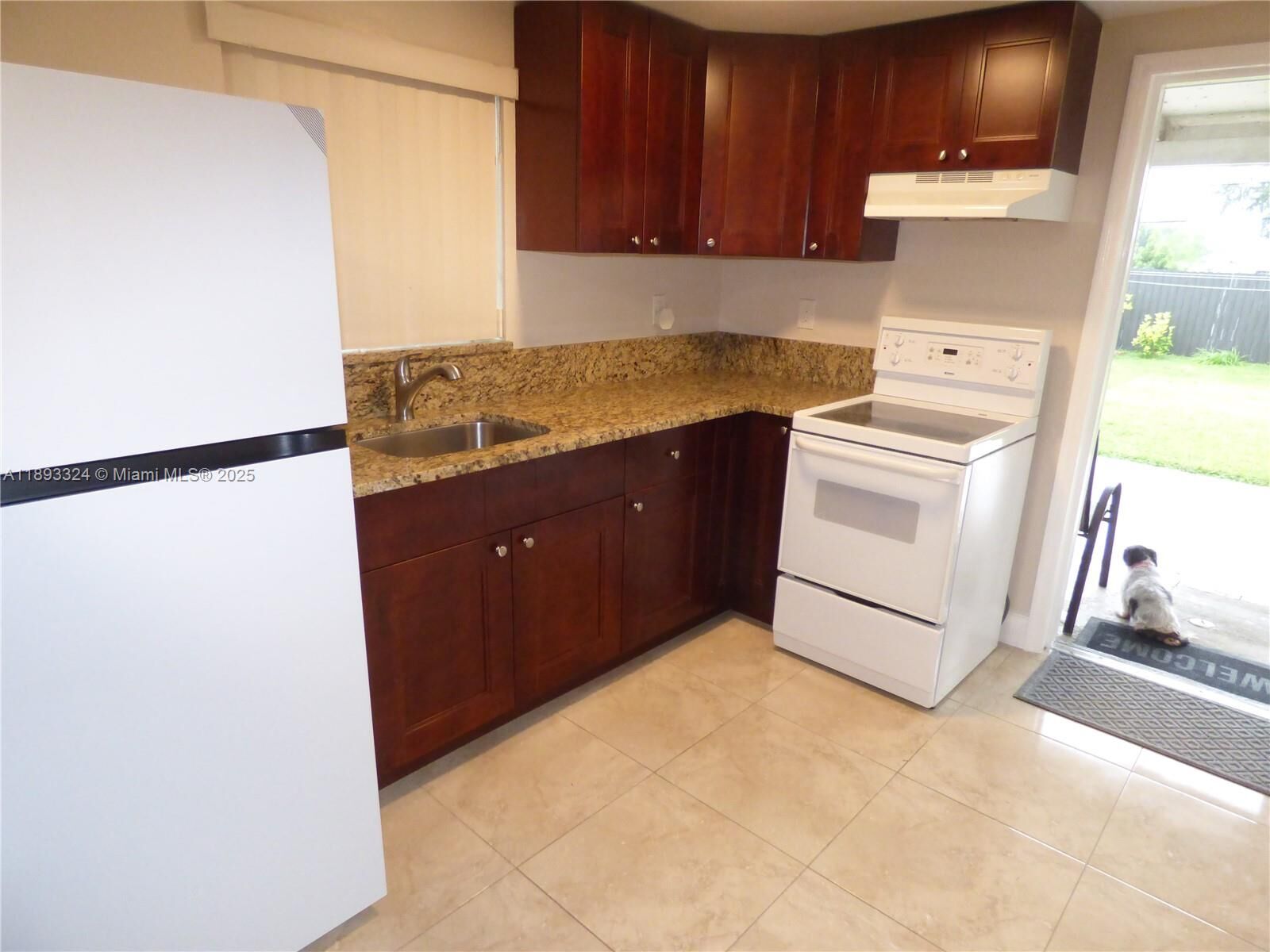 Property Photo: 19121 NE Miami Ct #1 FL 33179