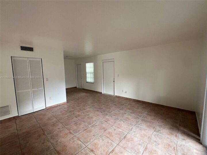 Property Photo: 10756 N Kendall Dr J5 FL 33176