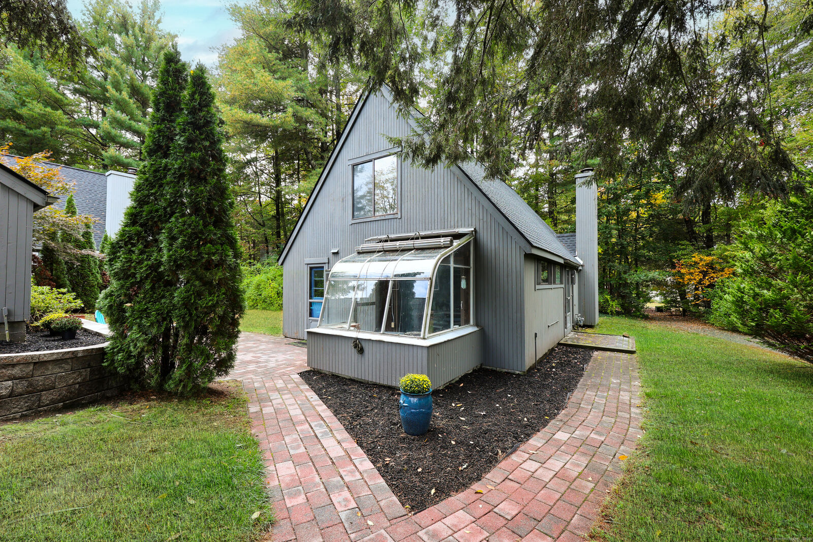 Property Photo: 13 Finch Run 13 CT 06001