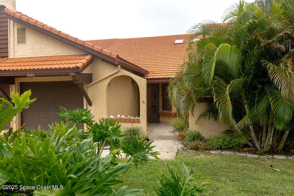 Property Photo: 1647 Avery Road NE FL 32905