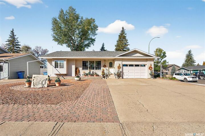Property Photo: 18 Blue Sage Drive SK S6J 1C4