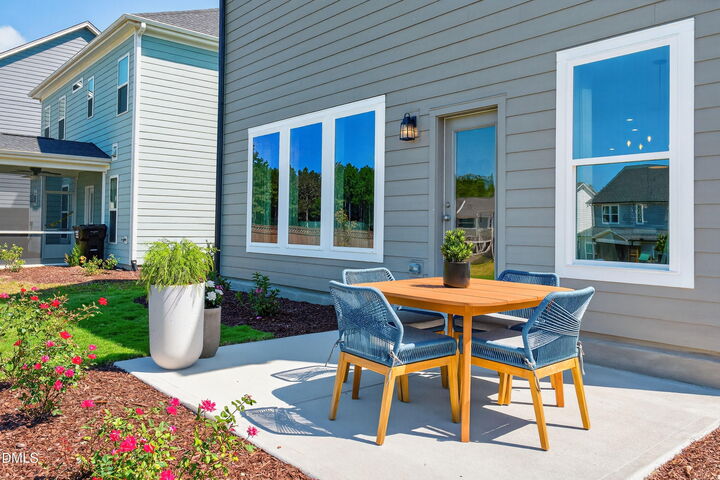 Property Photo: 153 Restful Point NC 27526