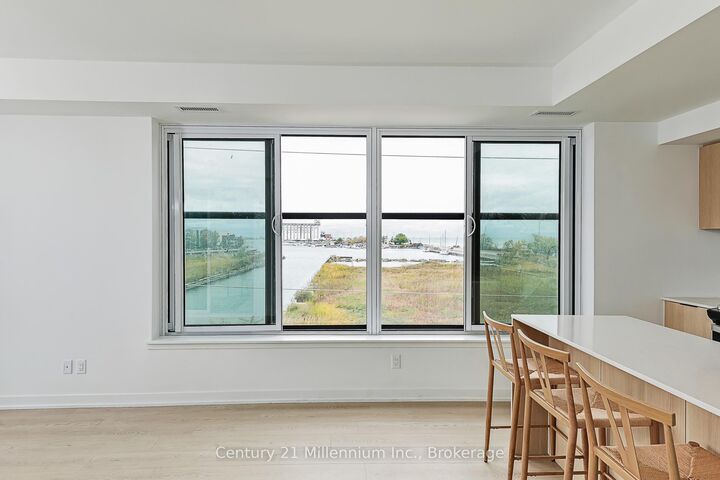 Photo de la propriété: 31 Huron Street 223 ON L9Y 5T7