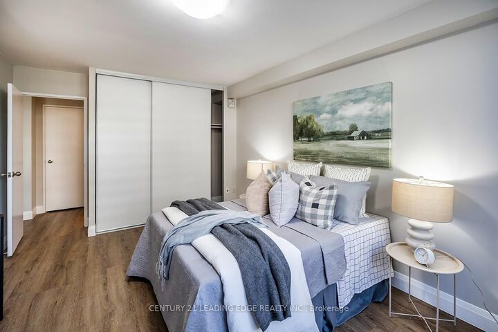 Property Photo:  101 Prudential Drive 304  ON M1P 4S5 