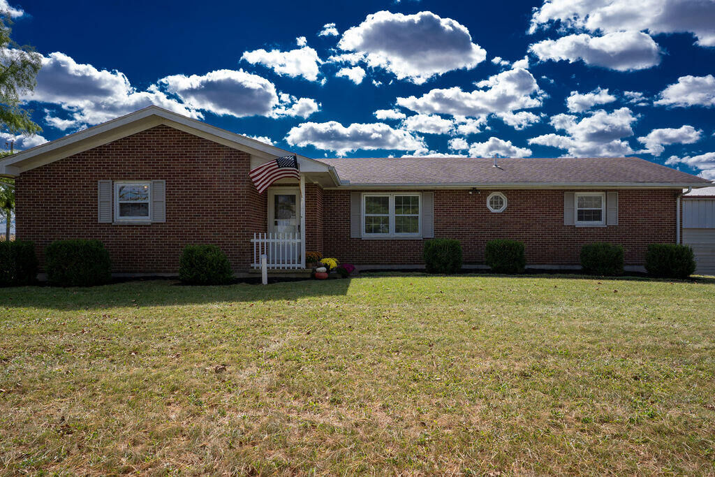 Property Photo: 7210 N Bollinger Road OH 45317