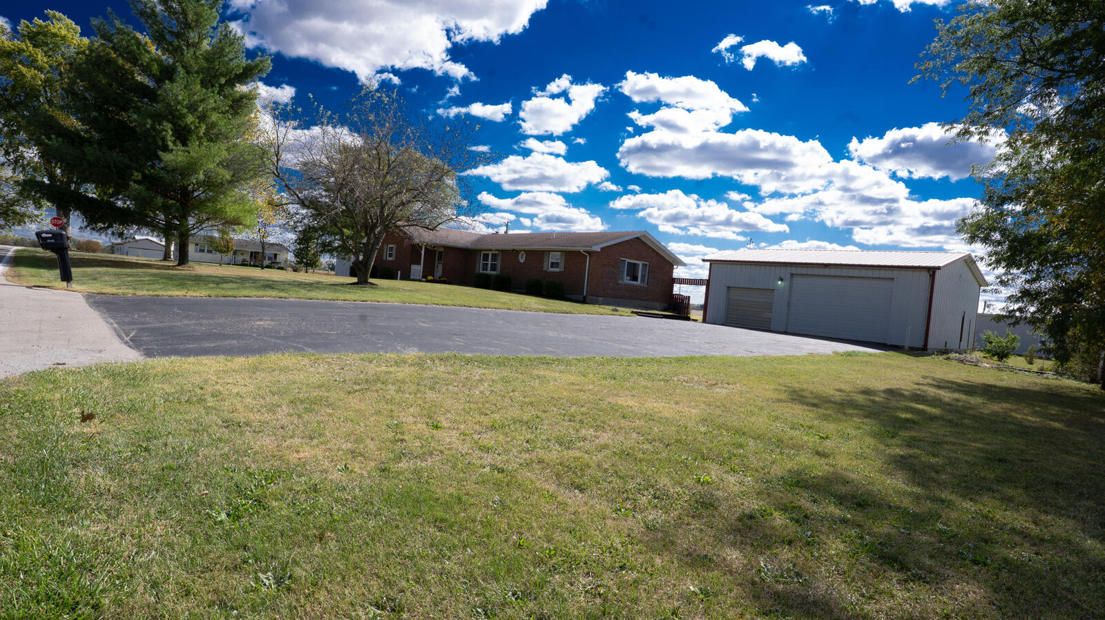 Property Photo: 7210 N Bollinger Road OH 45317