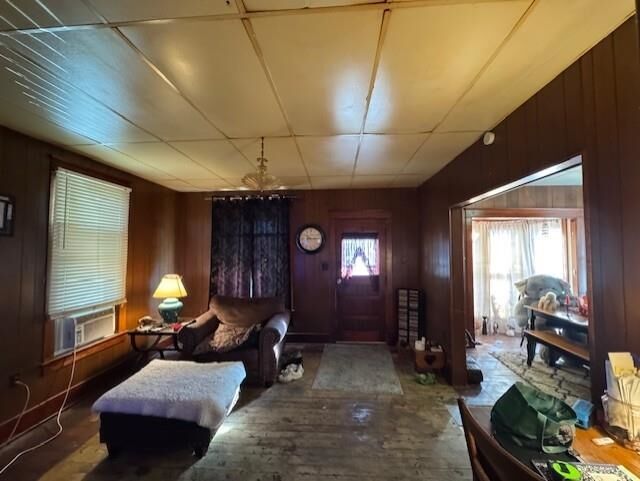 Property Photo:  811 Cedar St.  SD 57062 