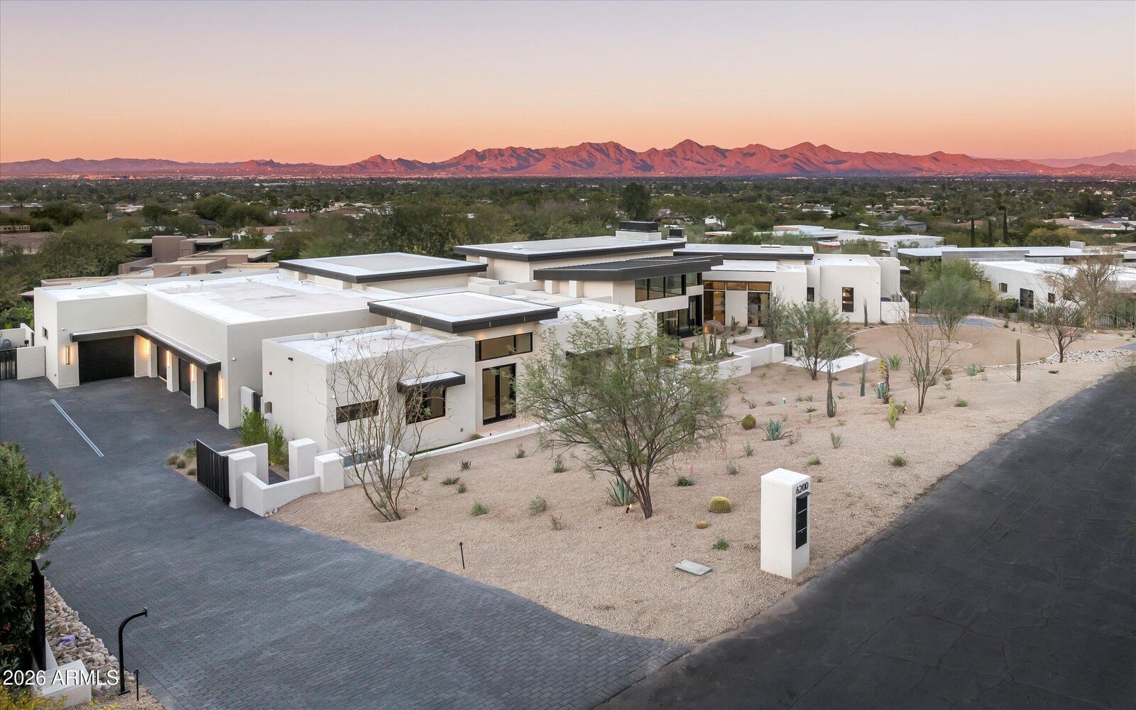 Property Photo: 6200 E Quartz Mountain Road AZ 85253