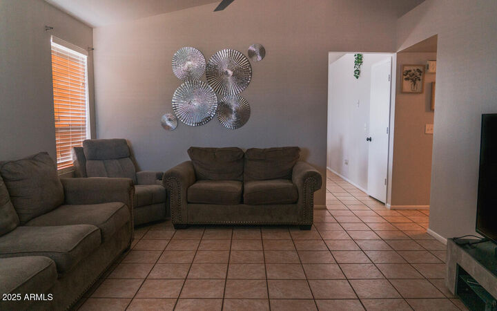 Property Photo: 4650 N 86th Drive AZ 85037