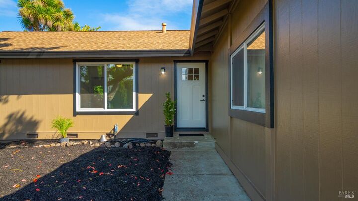 Property Photo: 2353 Hood Court CA 95401