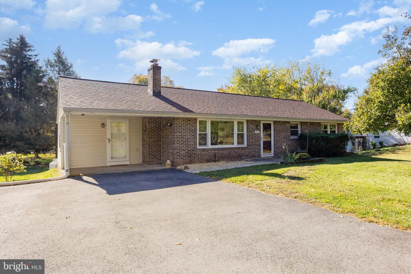Property Photo:  300 Valley Road  PA 17319 