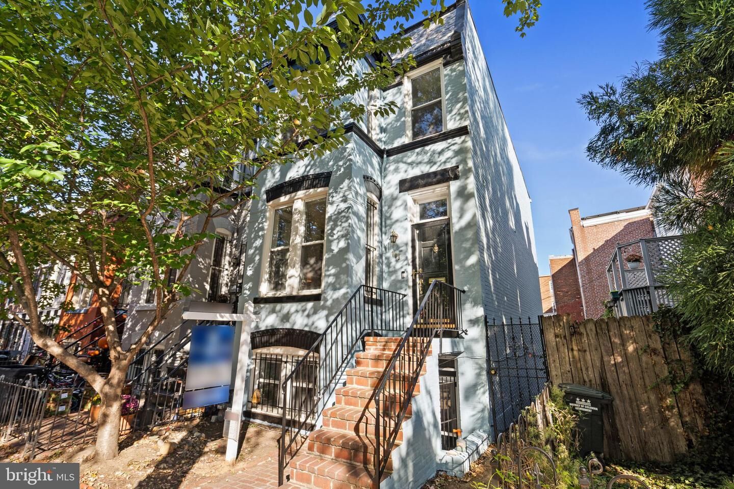 Property Photo:  703 13th Street NE  DC 20002 