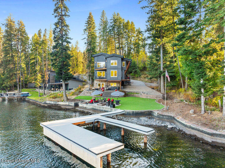 8817 W Riverview Dr  Coeur D'Alene ID 83814 photo