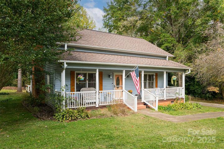 2105 NE 22nd Avenue  Hickory NC 28601 photo