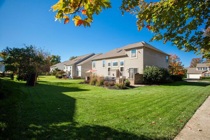 Property Photo: 6867 Golden Way OH 43065