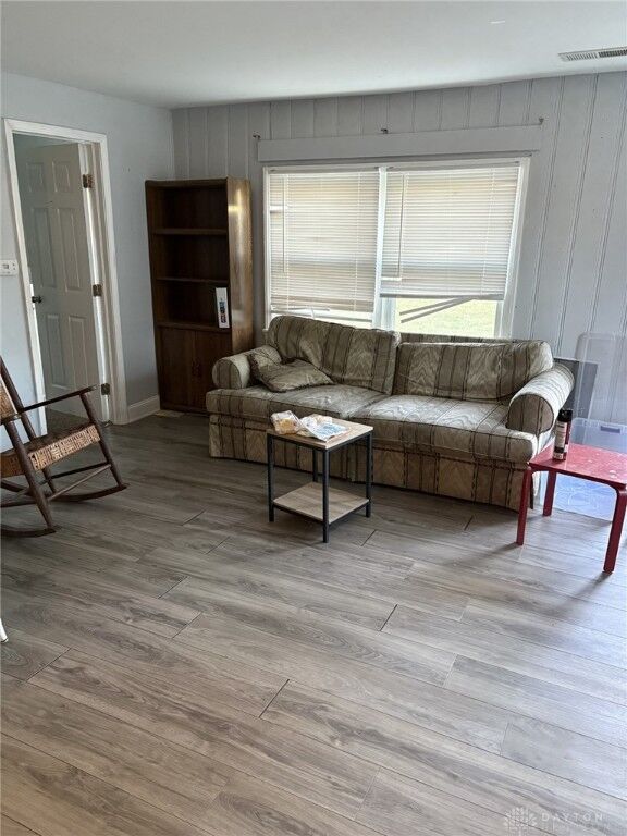 Property Photo:  2204 Hawthorne Street  OH 45042