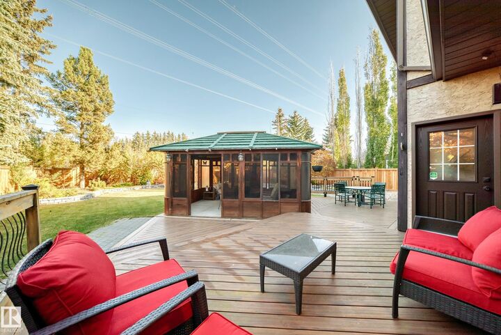Property Photo: 53 Blue Quill Crescent NW AB T6J 6C5