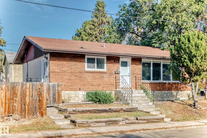7104 129 Avenue NW  Edmonton AB T5C 1W1 photo