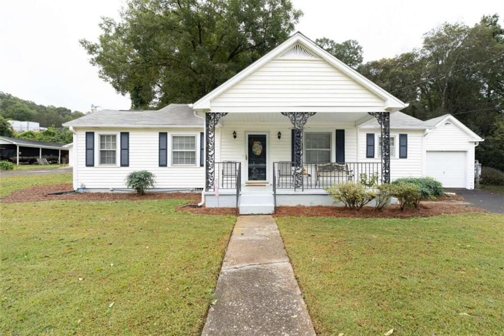 Property Photo:  13 Spring Circle  GA 30147 