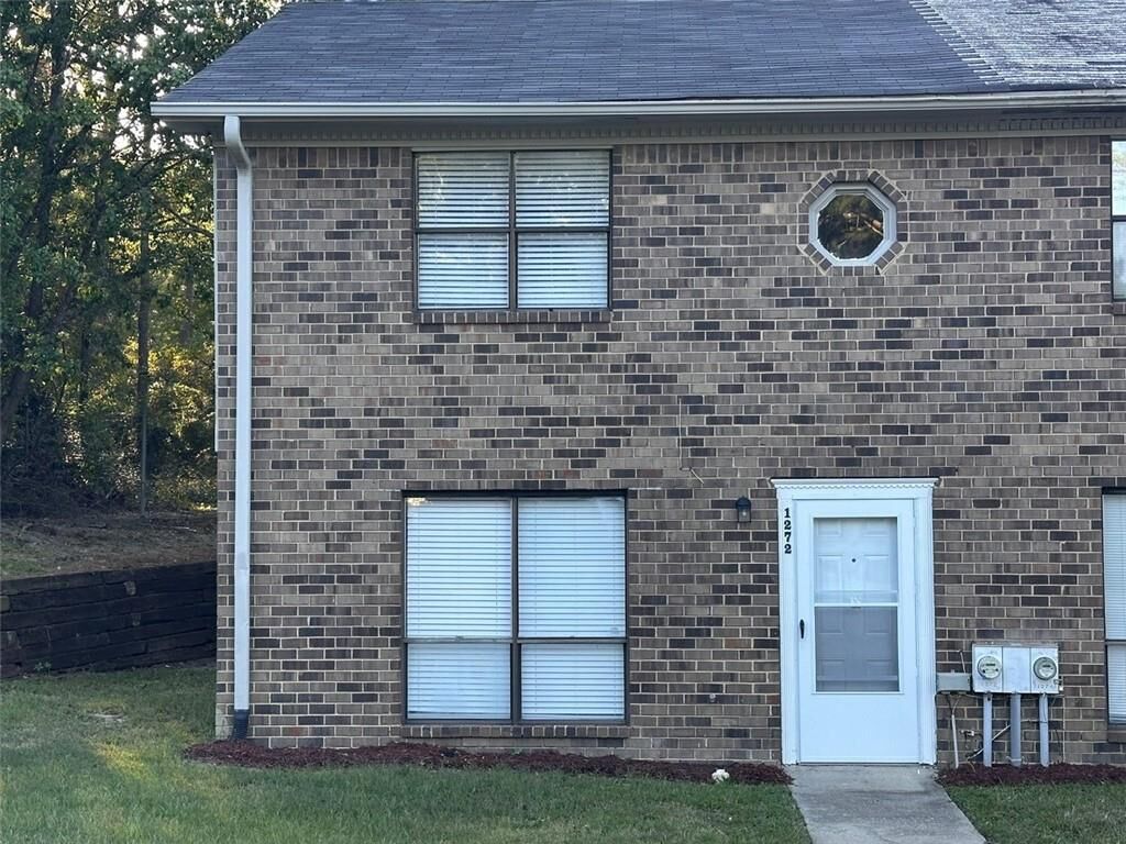 Property Photo:  1272 Lakeview Drive NW  GA 30012 