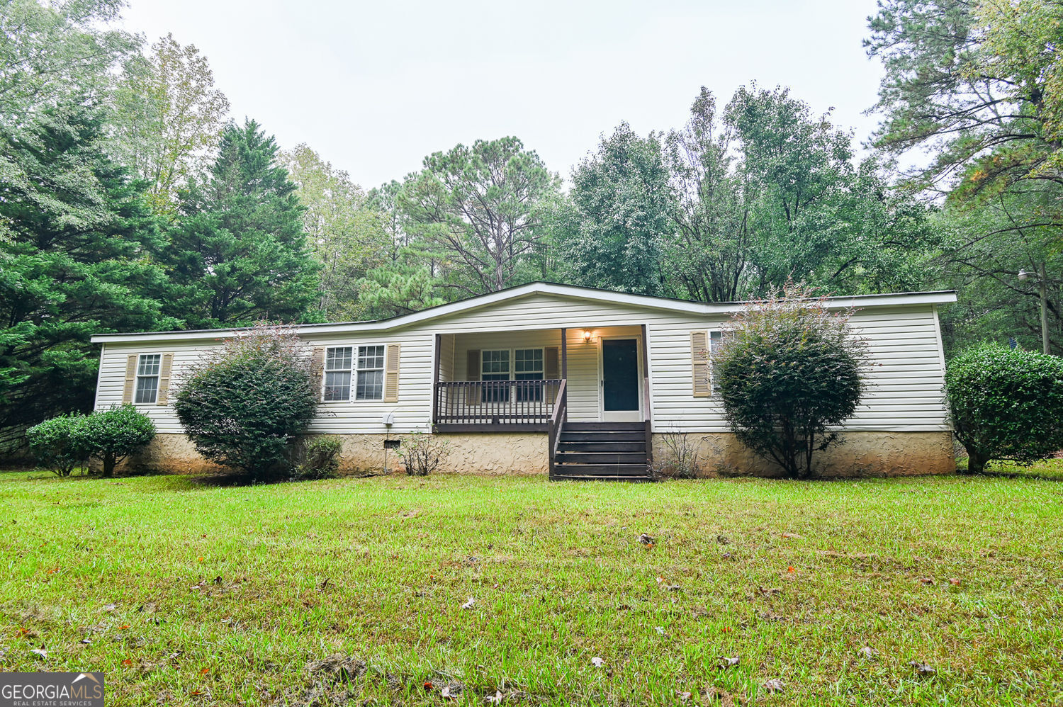 Property Photo: 1051 Long Wood Drive GA 30650