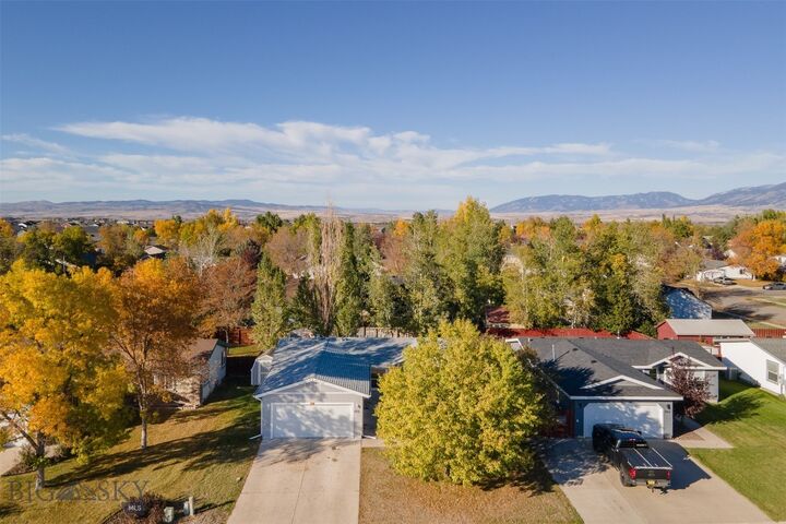 Property Photo: 805 Oakwood Drive MT 59714
