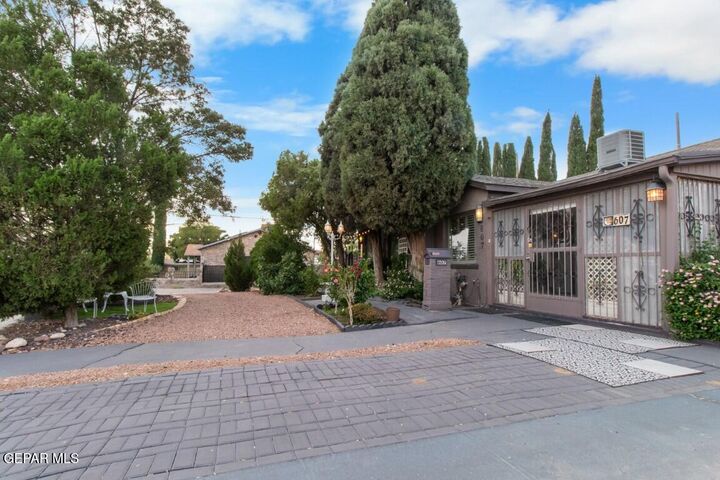 Property Photo:  607 Mesita Drive  TX 79902 