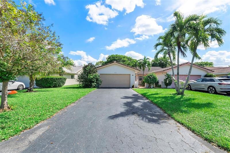 Property Photo: 3013 NW 103rd Ln FL 33065
