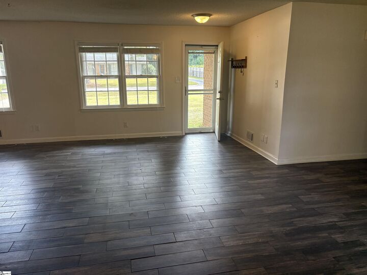 Property Photo: 3036 Elmhurst Drive SC 29316