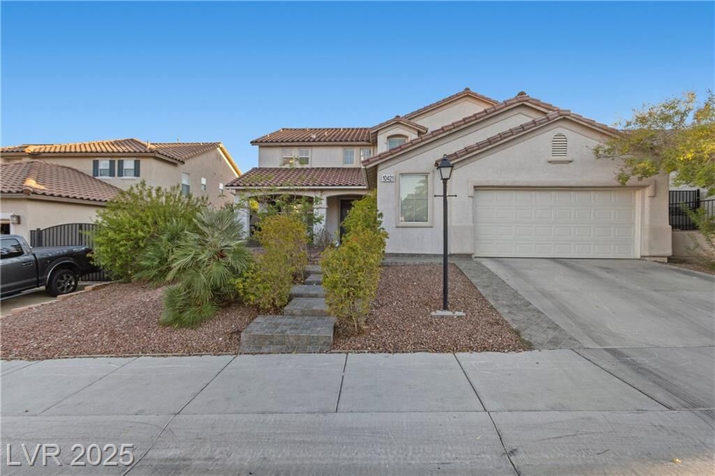 Property Photo: 10421 Snowdon Flat Court NV 89129