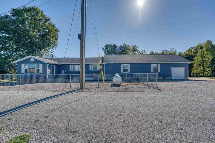 20788 Hwy 416 E  Henderson KY 42420 photo