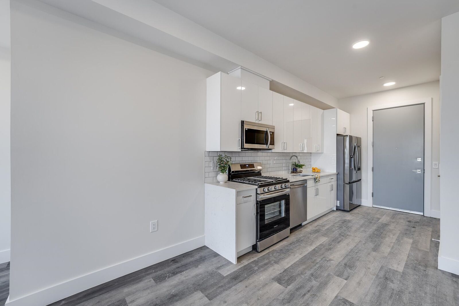 Property Photo: 3443 Kennedy Blvd 503 NJ 07307