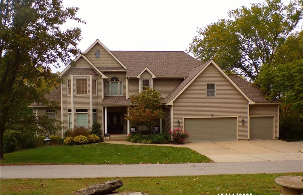 Property Photo:  22906 E Ashford Court  MO 64050 