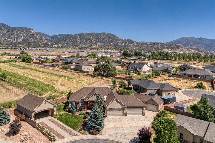 63 W 2875 N Circle  Cedar City UT 84721 photo