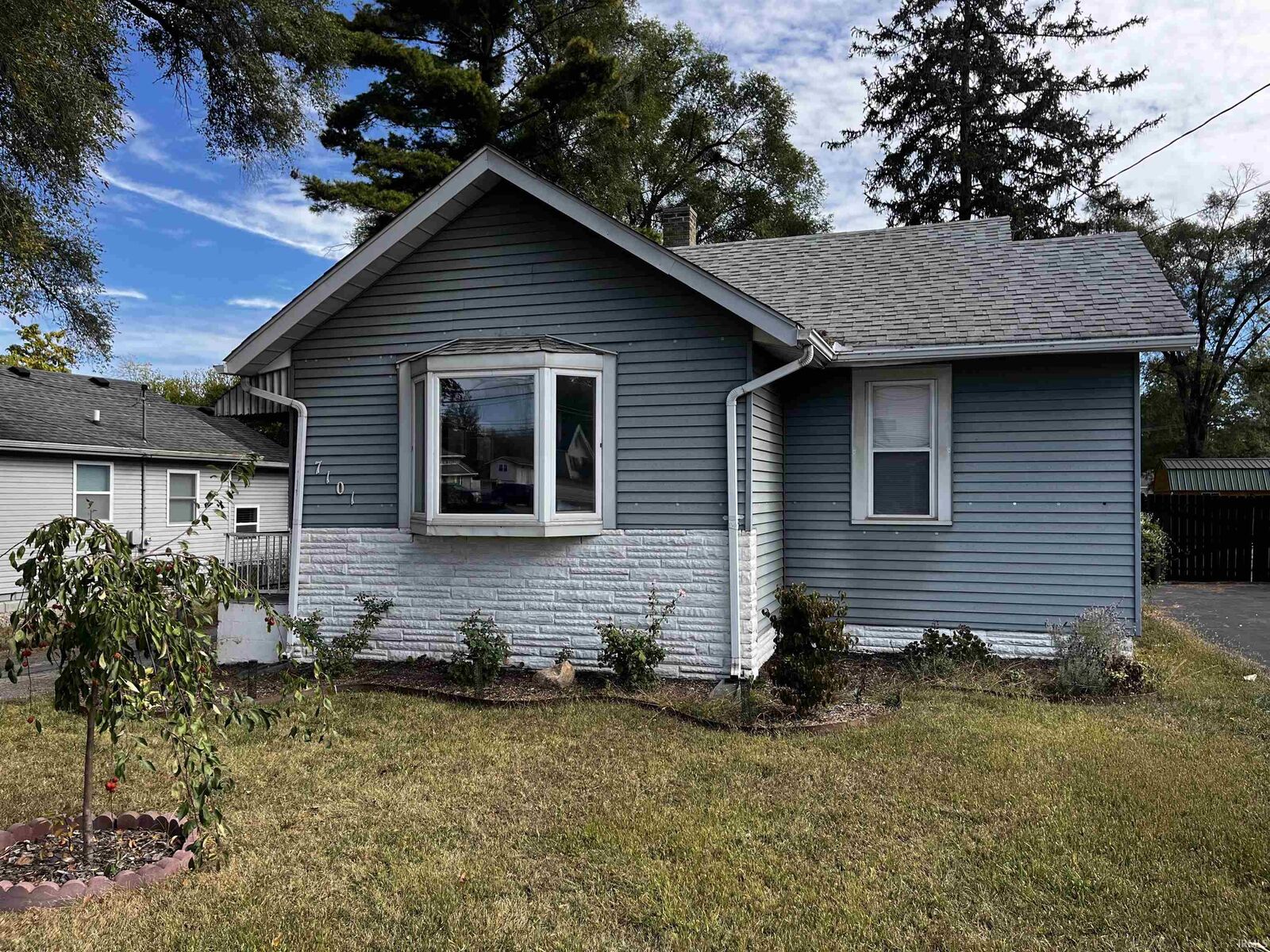 Property Photo: 7101 Baer Road IN 46809