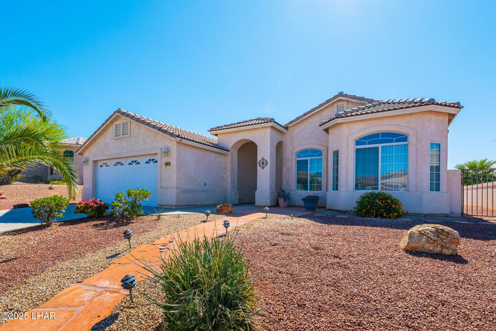 Property Photo: 2840 La Paloma Dr AZ 86429