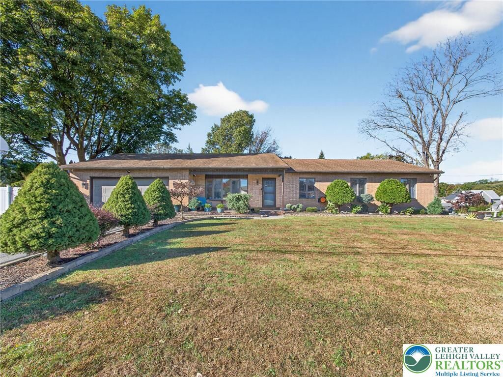 Property Photo: 146 S 13th Street PA 18032