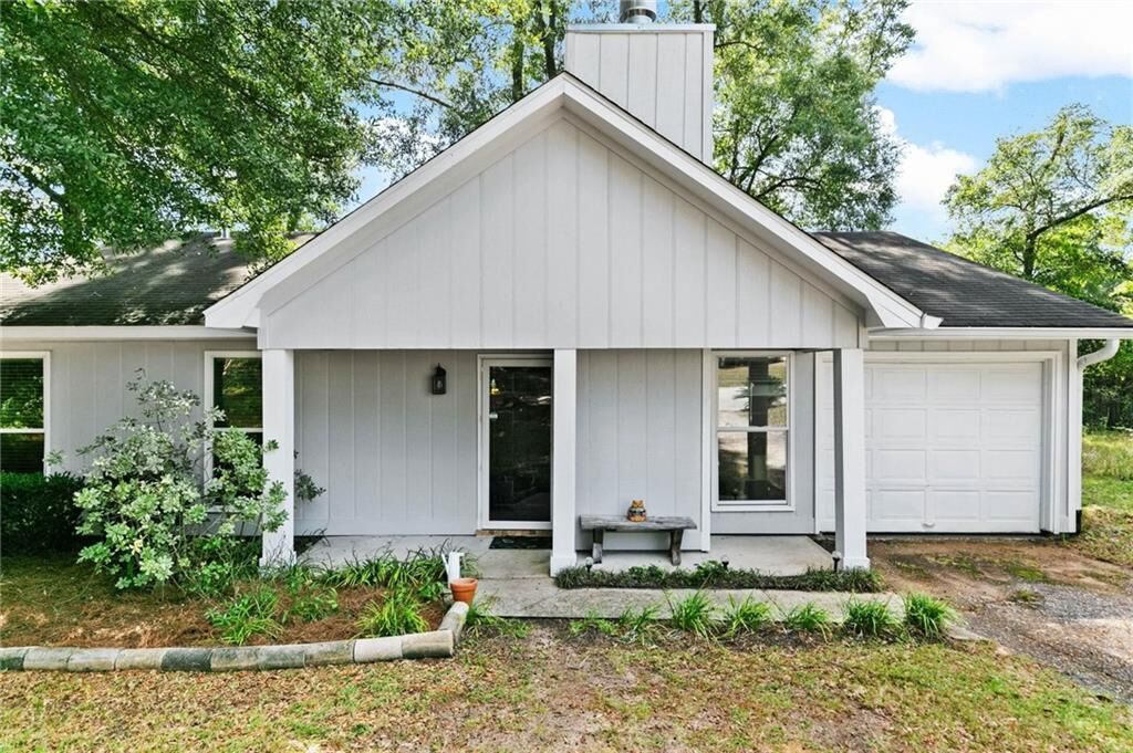 Property Photo:  5907 Windham Court  AL 36608 