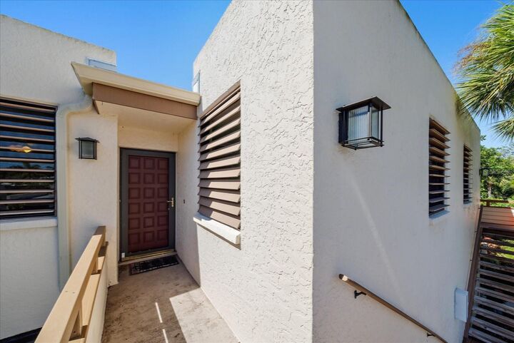 Property Photo: 182 Pineneedle Drive FL 34210