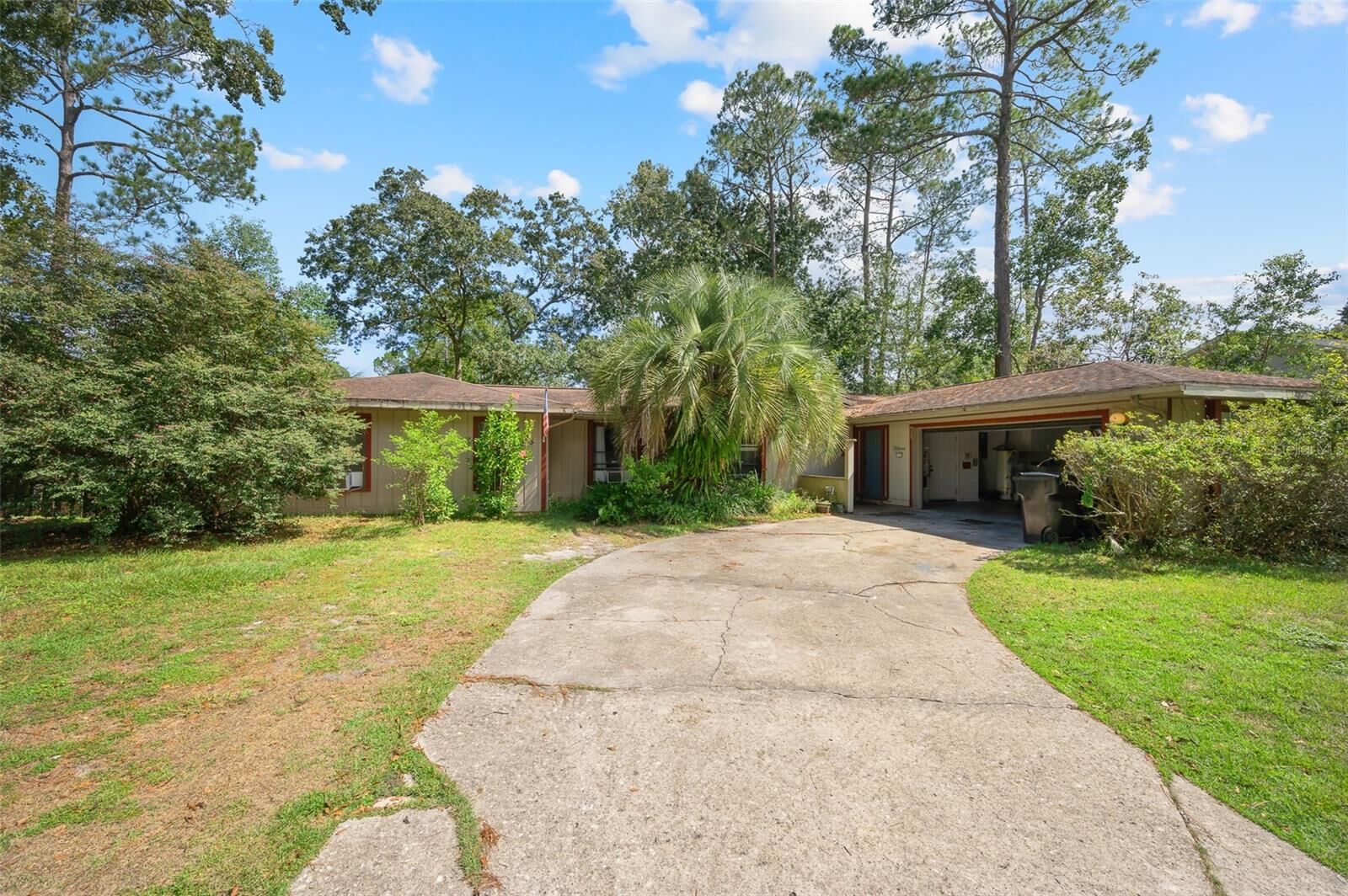 Property Photo:  6725 NW 33rd Terrace  FL 32653