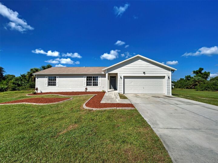 Property Photo:  7115 Coventry Terrace  FL 34224 