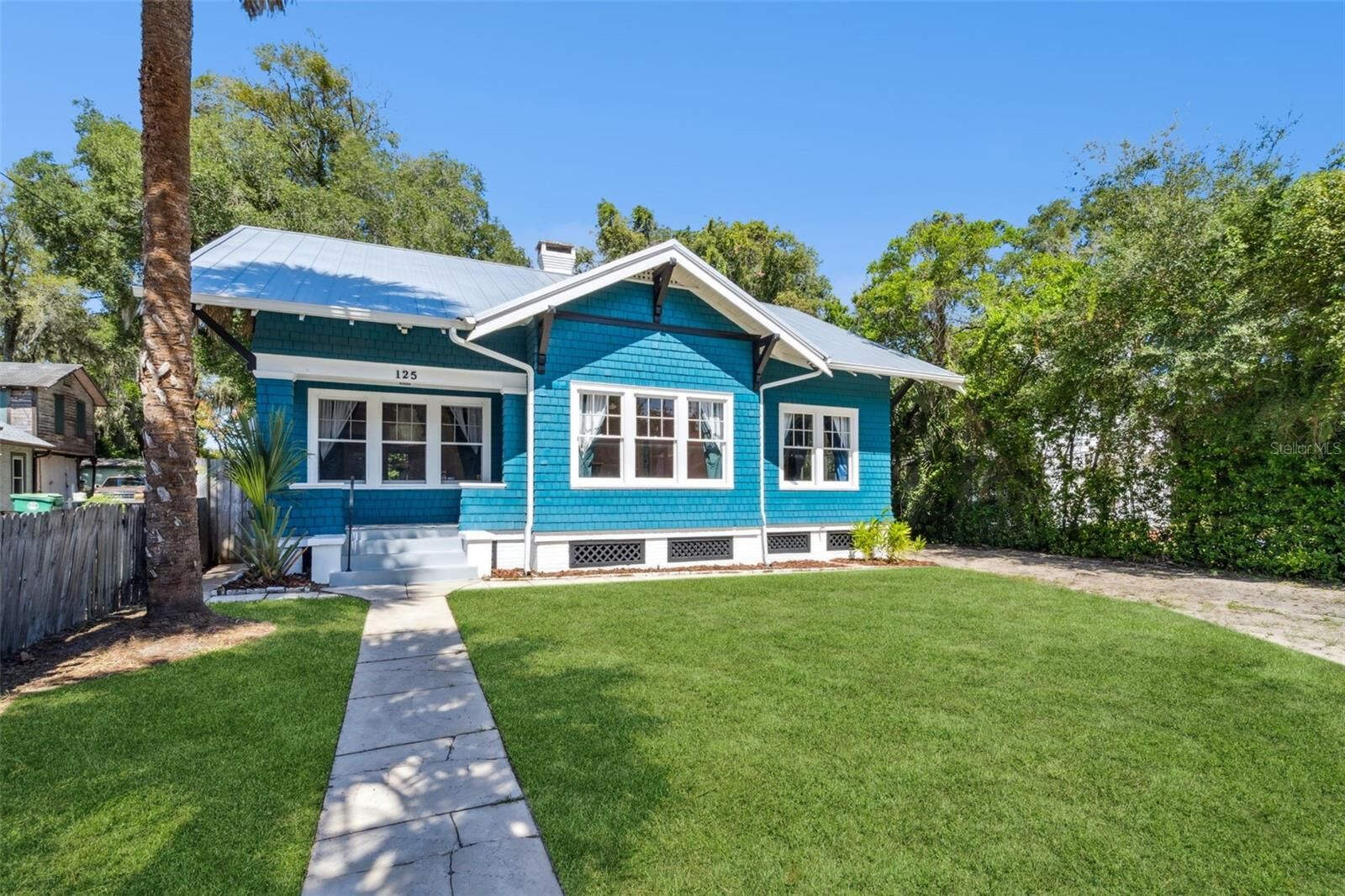Property Photo: 125 W Voorhis Avenue FL 32720