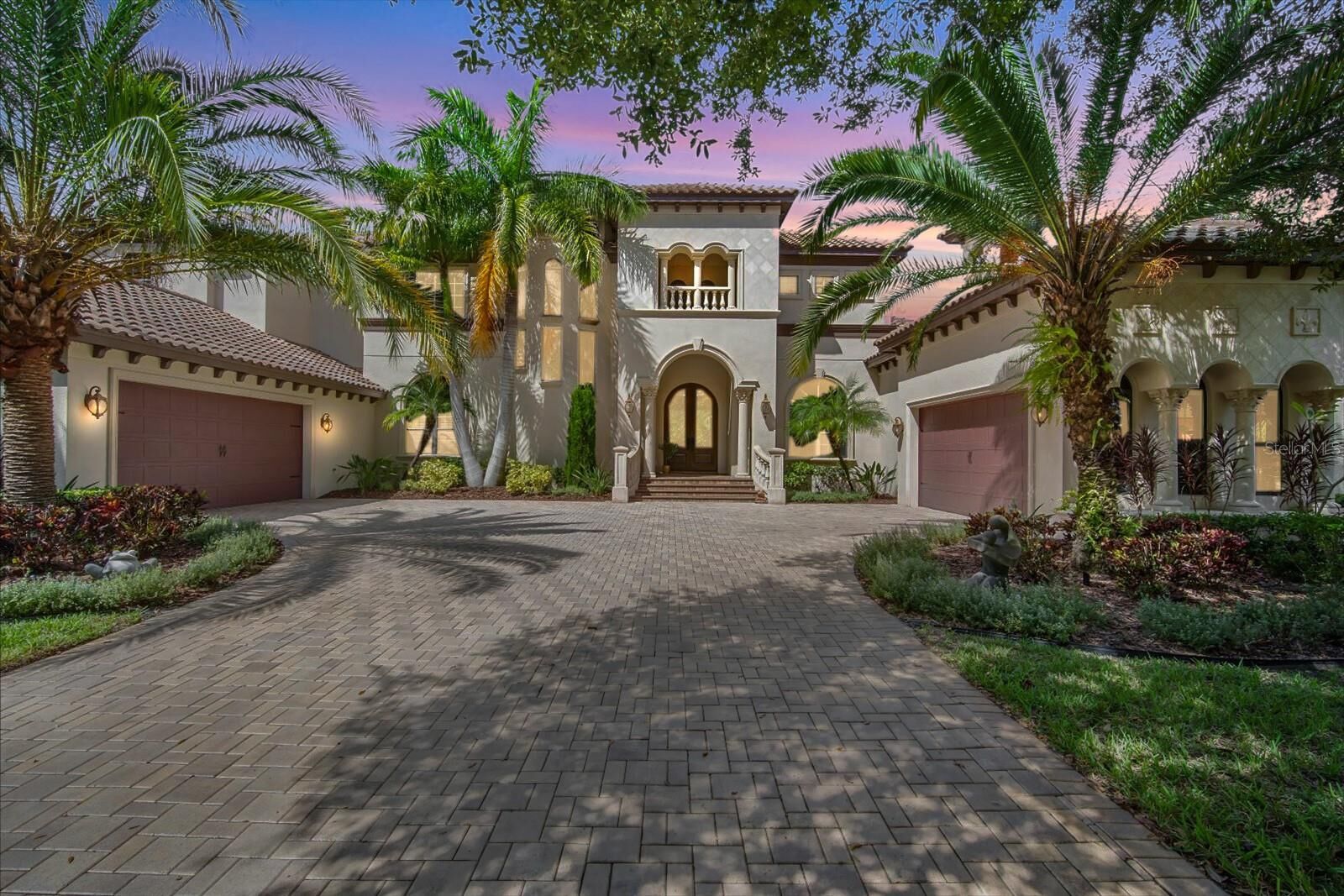 Property Photo: 16220 Ternglade Drive FL 33547