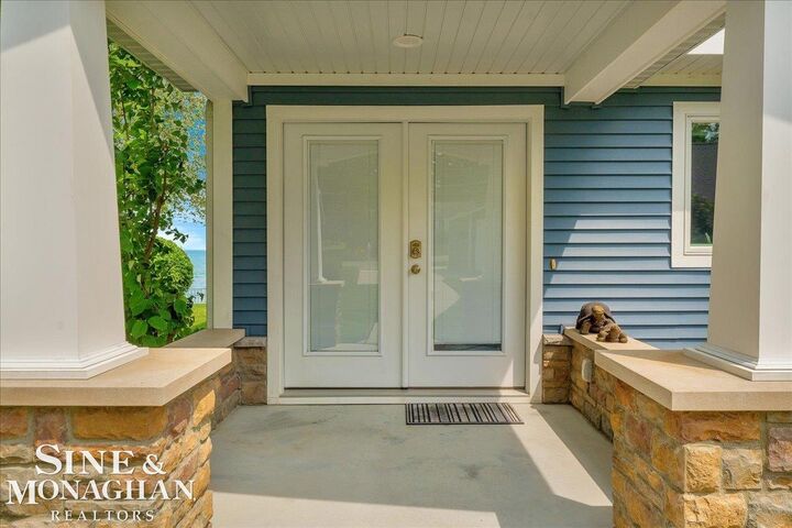 Property Photo: 241 S Lake Street MI 48469