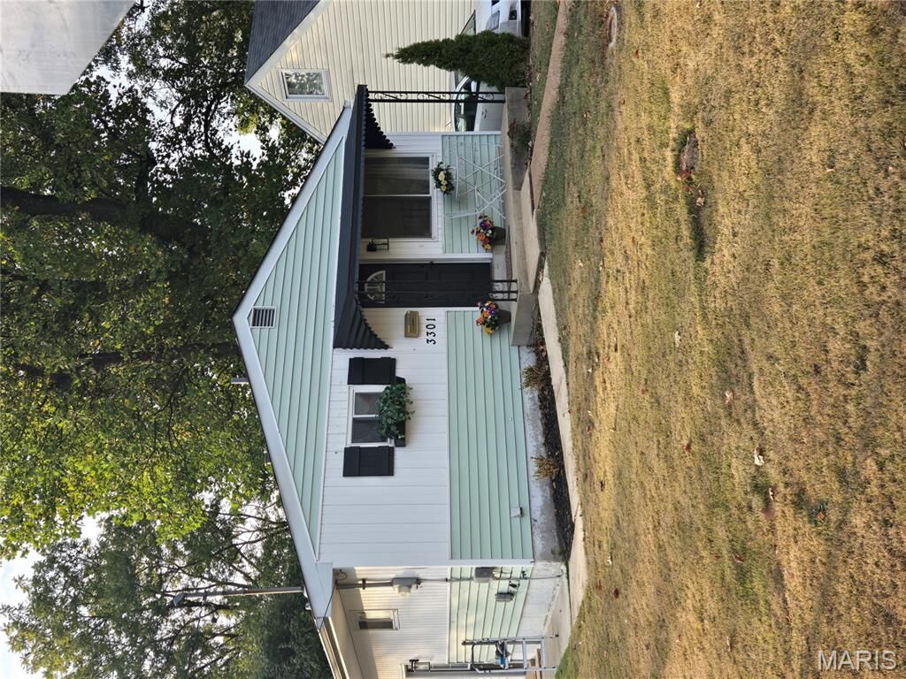 Property Photo:  3301 Suncrest Avenue  MO 63114 