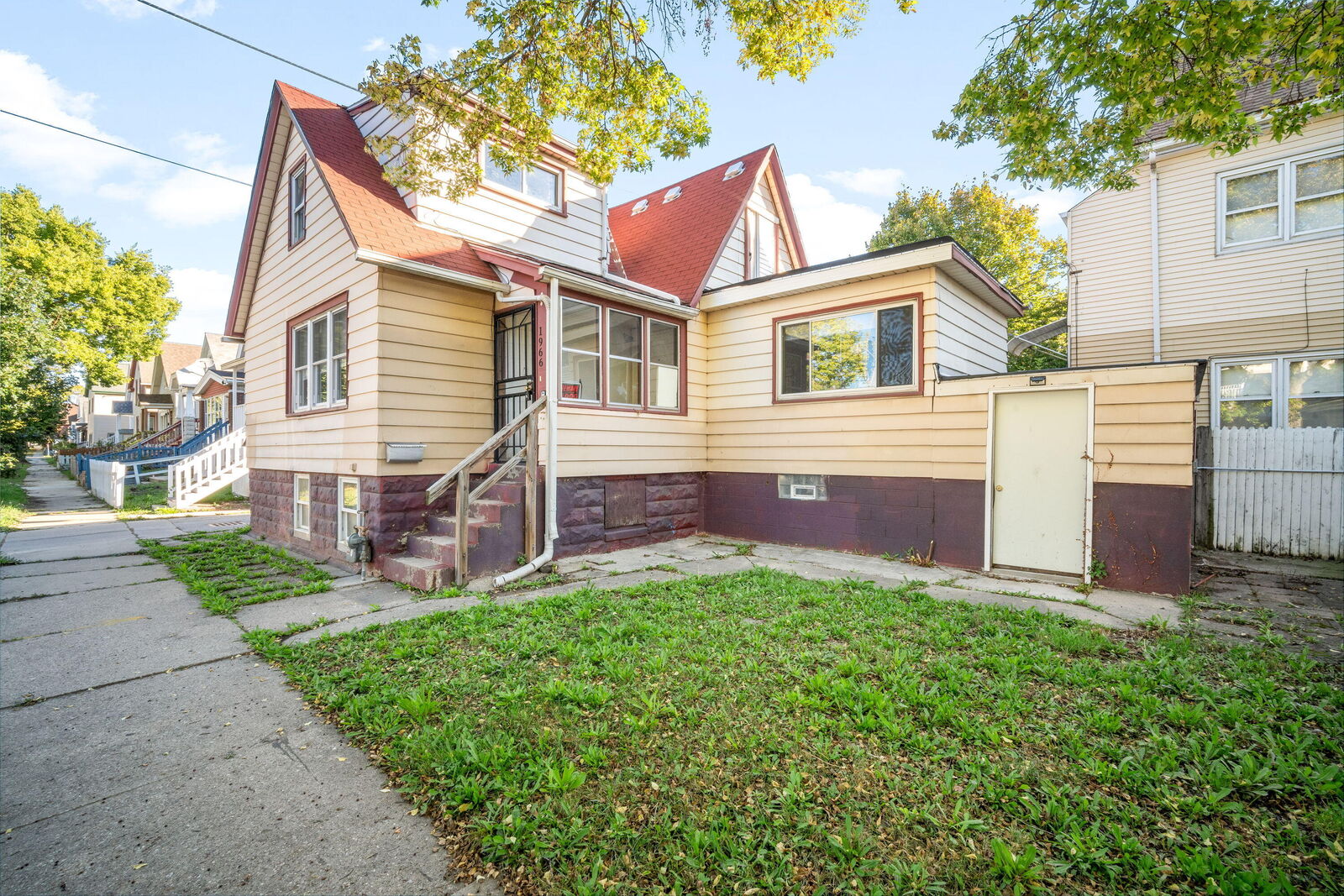 Property Photo:  1966 S 7th St  WI 53204 