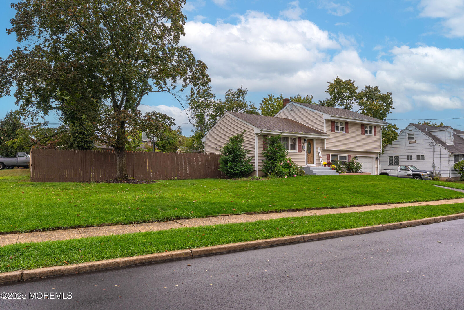 Property Photo:  23 Pine Avenue  NJ 08857 