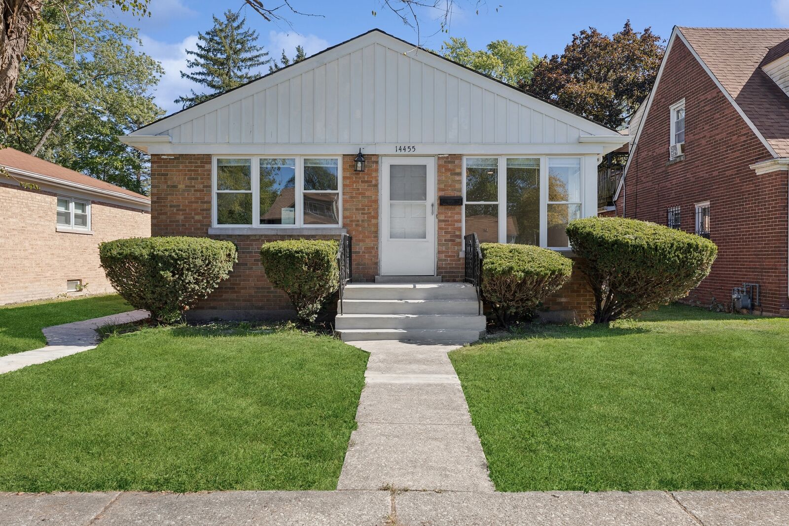 Property Photo: 14455 Des Plaines Street IL 60426