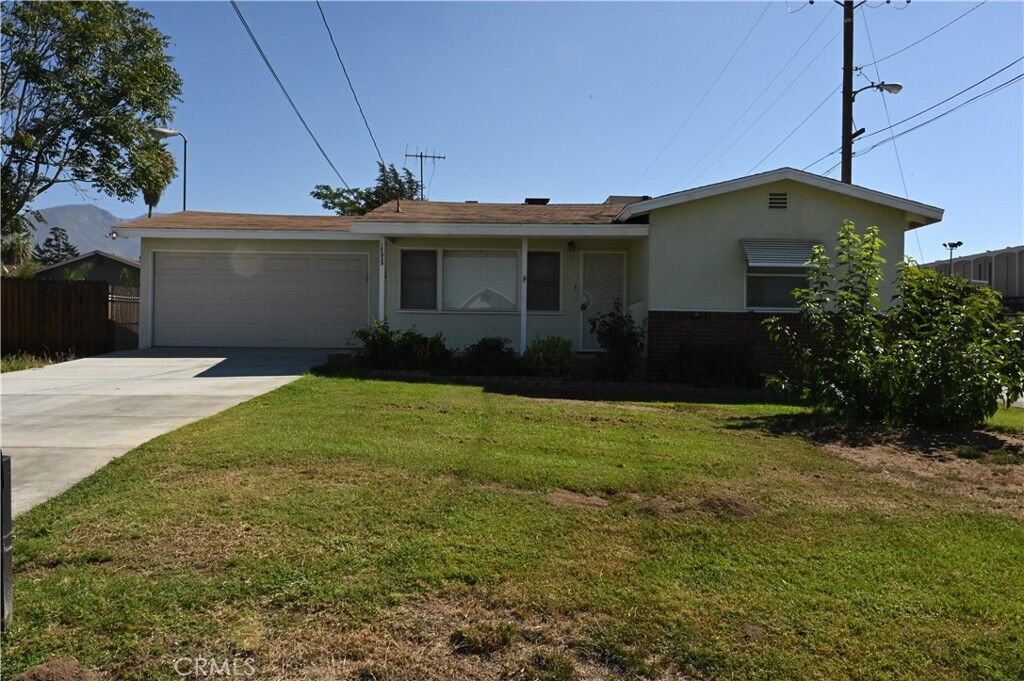 Property Photo: 12035 3rd St CA 92399