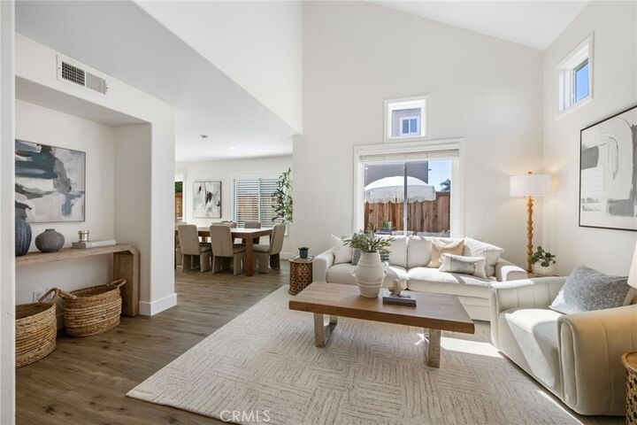 Property Photo:  10 Sherrelwood  CA 92656